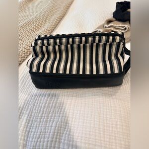 Beis Dopp Kit in Black Stripe